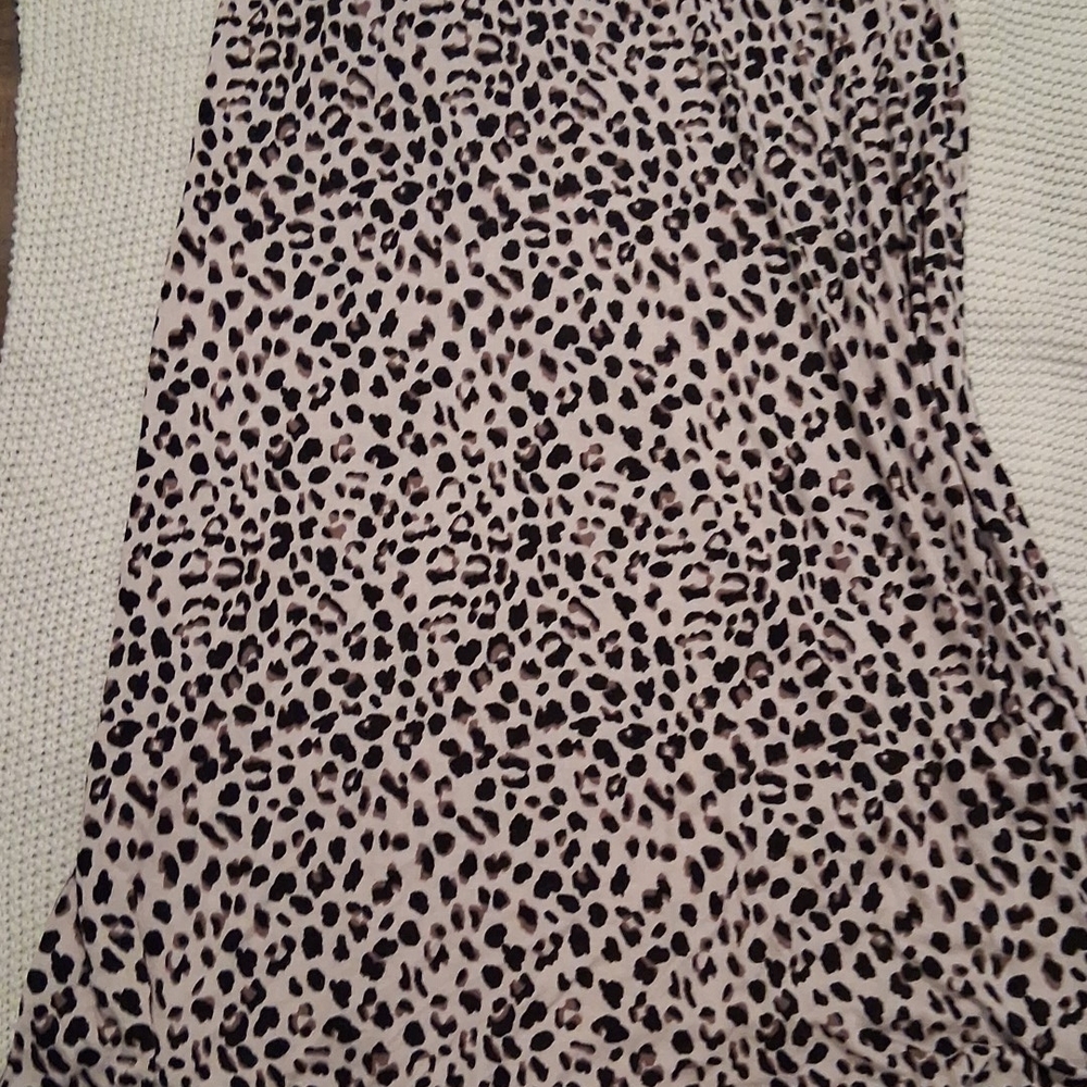 Jessica Simpson Leopard Print Maternity Set - Picture 6 of 6